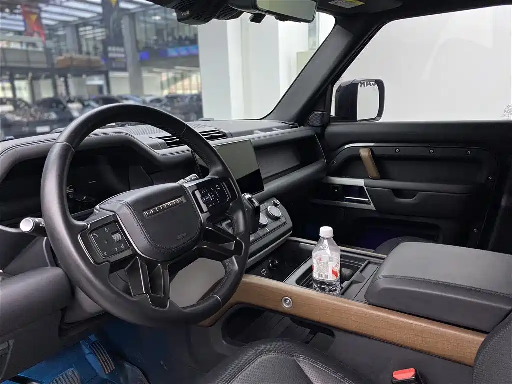 Land Rover Defender Facelift 110 3.0 T P400 X-DYNAMIC HSE