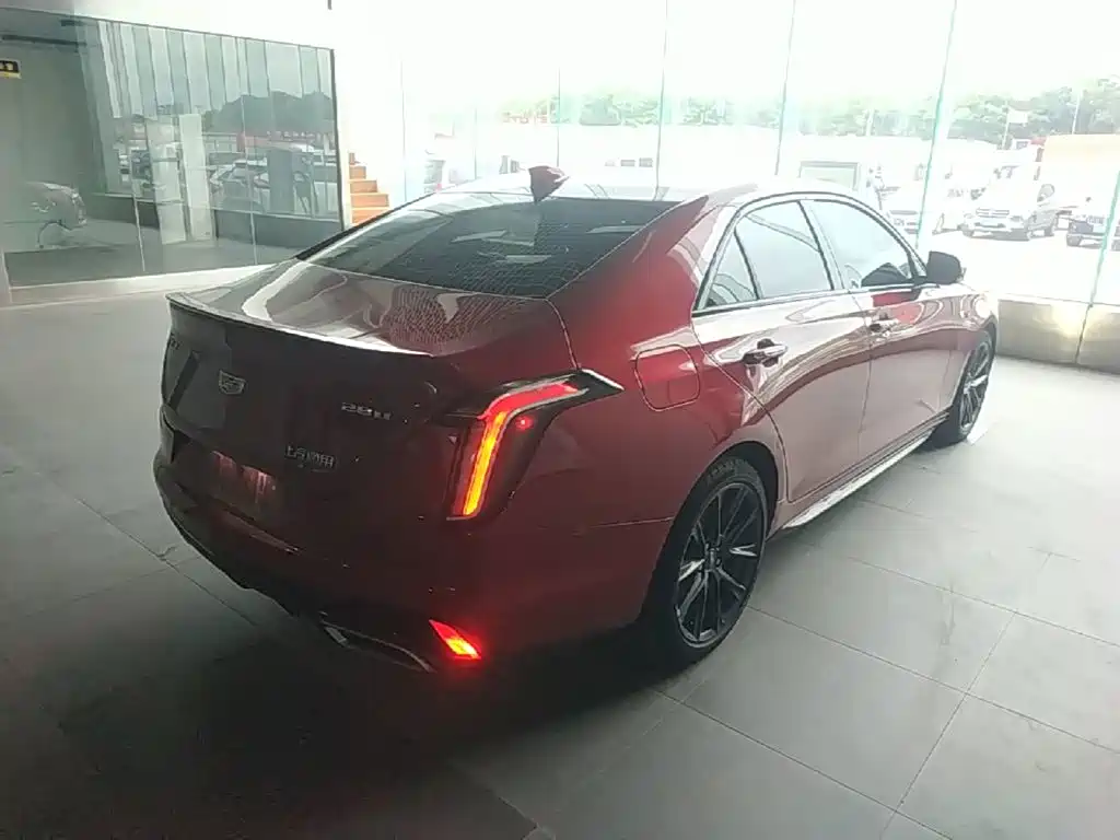 Cadillac CT4 28 T Elite