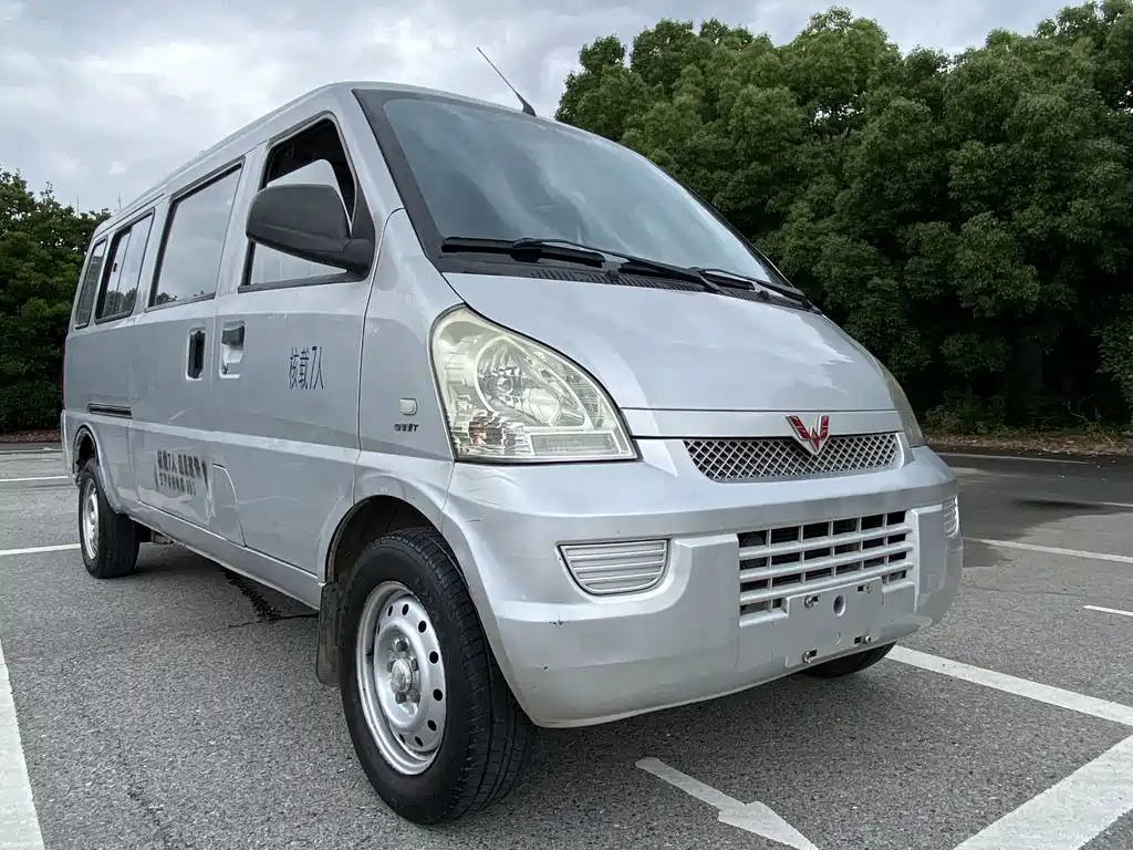 Wuling Rongguang 1.5 L Extended Standard AC L3 C