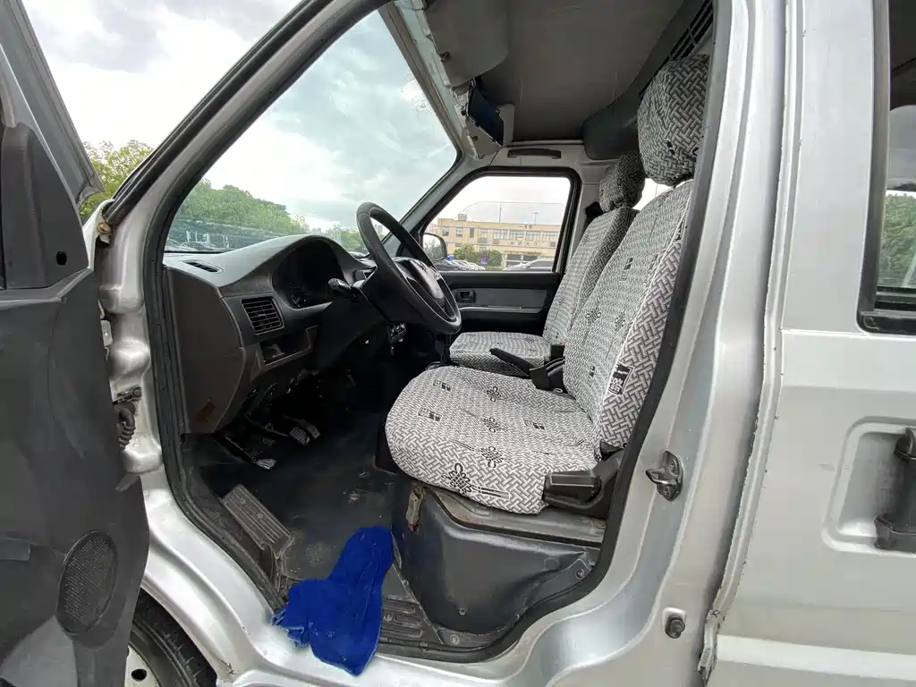 Wuling Rongguang 1.5 L Extended Standard AC L3 C