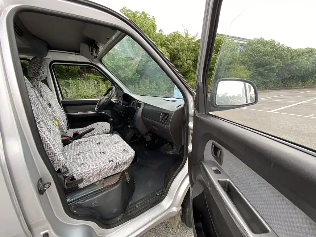 Wuling Rongguang 1.5 L Extended Standard AC L3 C