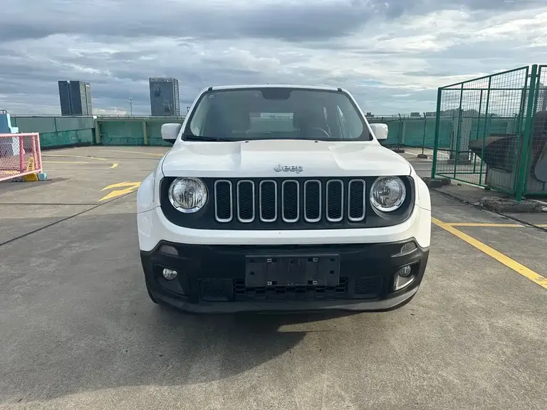 Jeep Renegade 180 T Auto Dynamic +