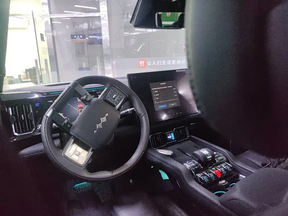 Leopard 8 Brave Flagship 7-seat