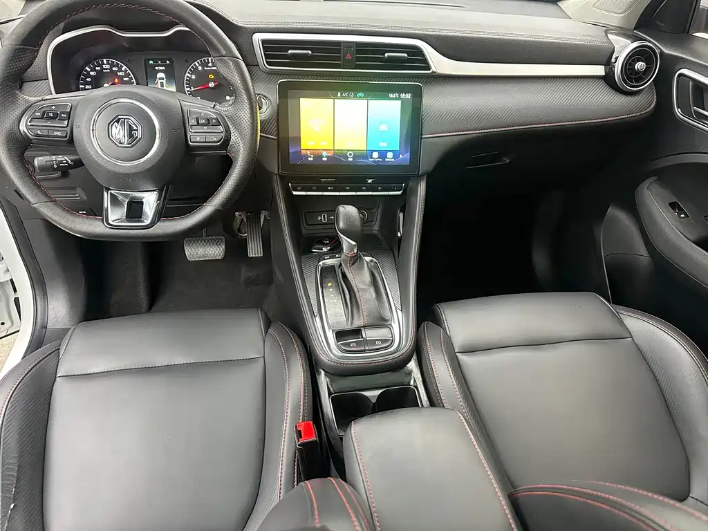 MG ZS 180 DVVT Auto Base