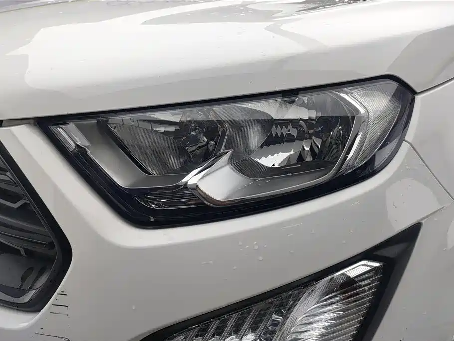 EcoSport 1.5 L Auto Fine Wing