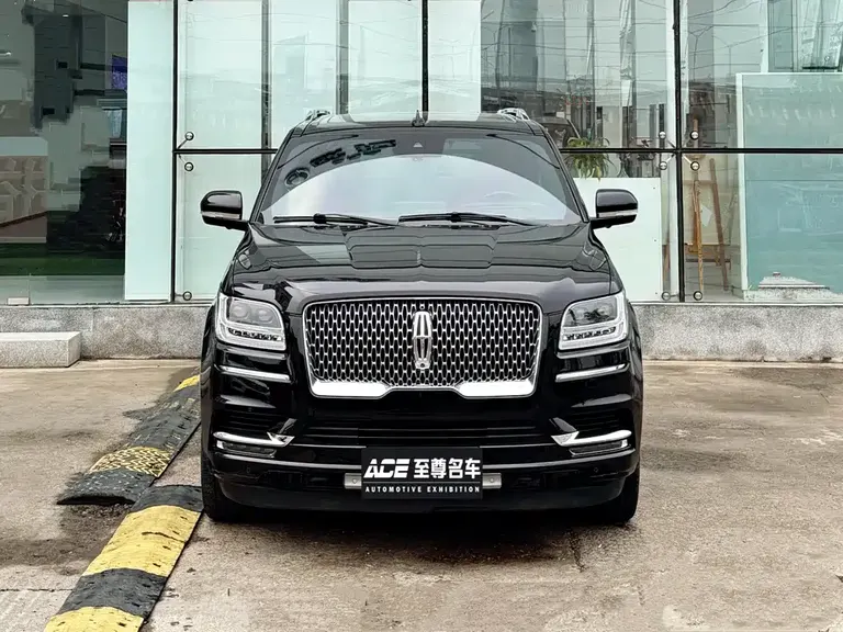 Lincoln Navigator 3.5 T Honor Shine CN-VI