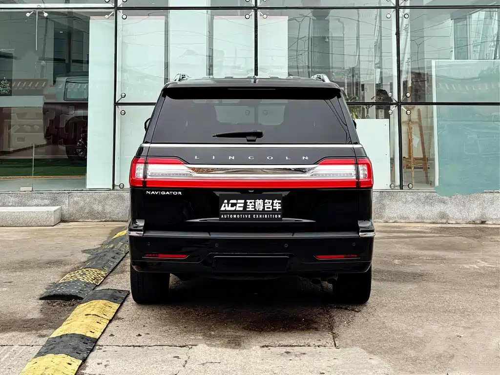 Navigator 3.5 T Honor Shine CN-VI