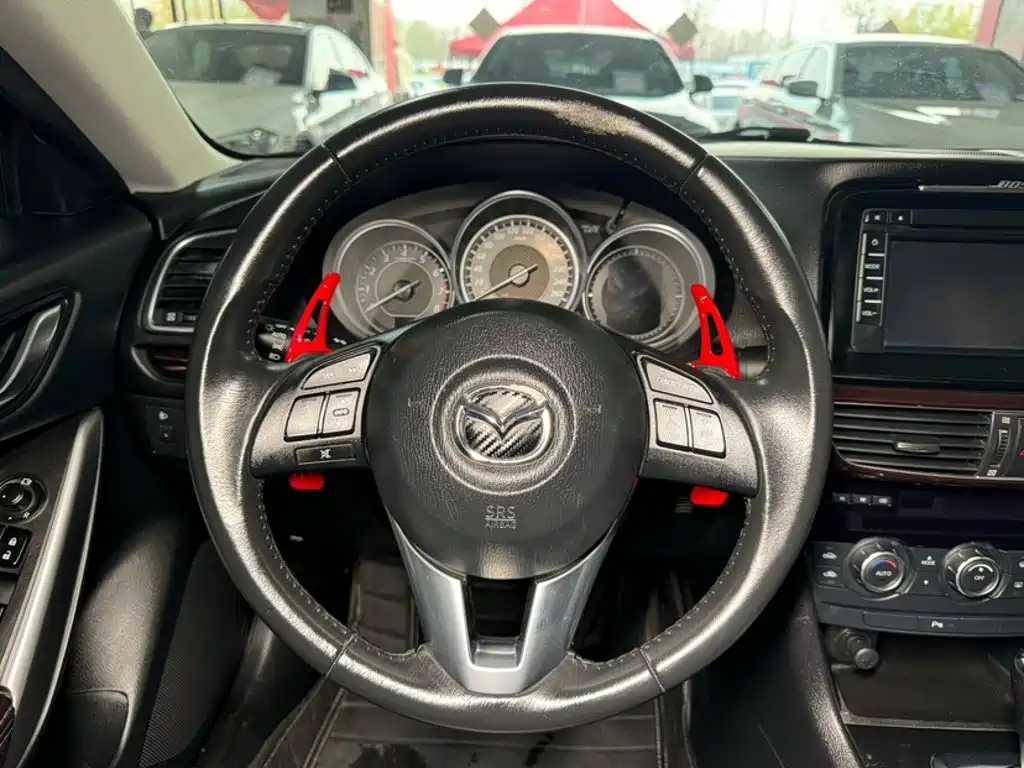 Atenza 2.0 L Blue Sky Luxury