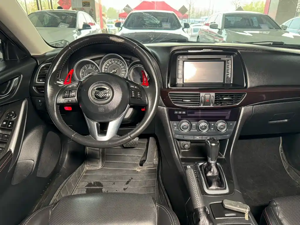 Atenza 2.0 L Blue Sky Luxury