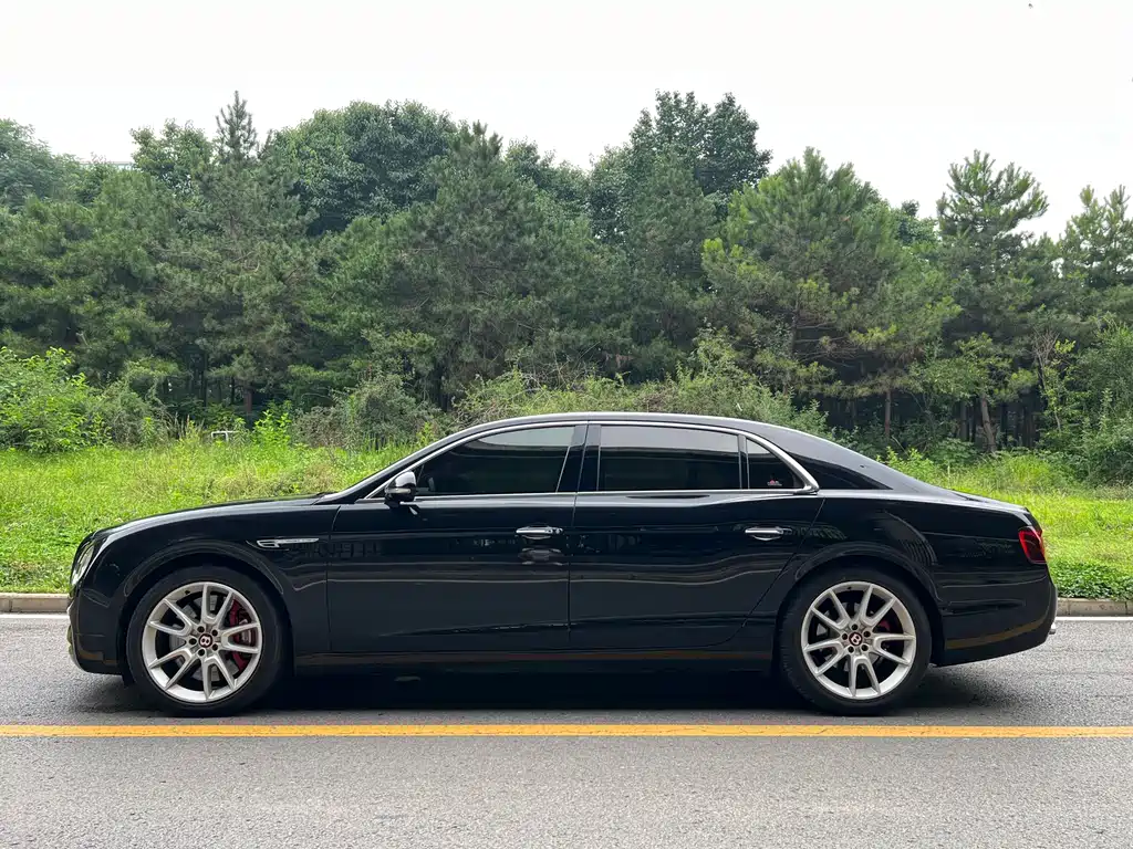 Flying Spur 4.0 T V8 S Standard