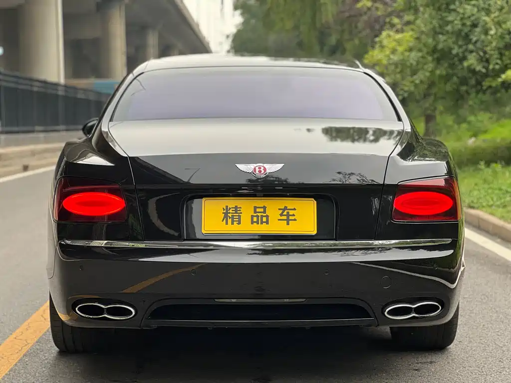 Flying Spur 4.0 T V8 S Standard