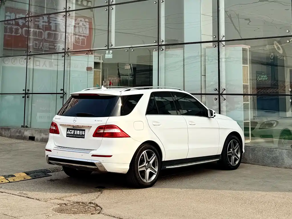 Mercedes-Benz M-Class ML 400 4 MATIC Dynamic