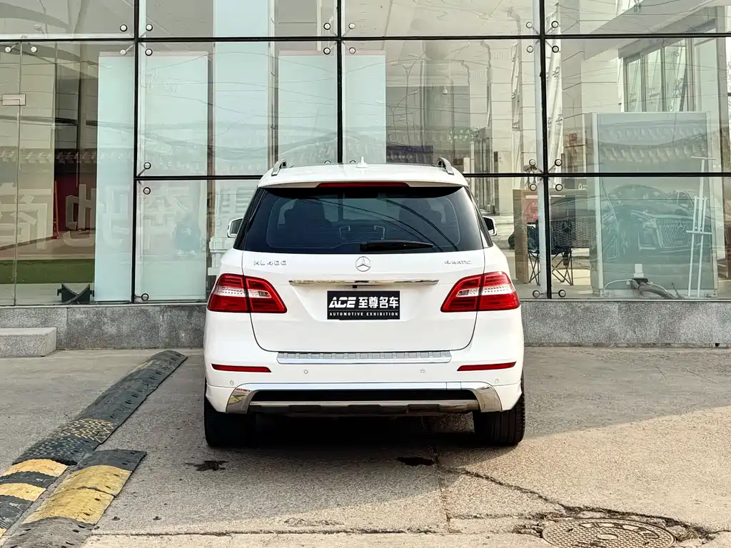 Mercedes-Benz M-Class ML 400 4 MATIC Dynamic