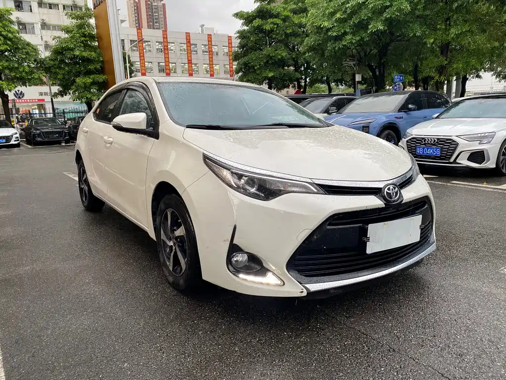 Levin Facelift 185 T CVT Elite CN-V