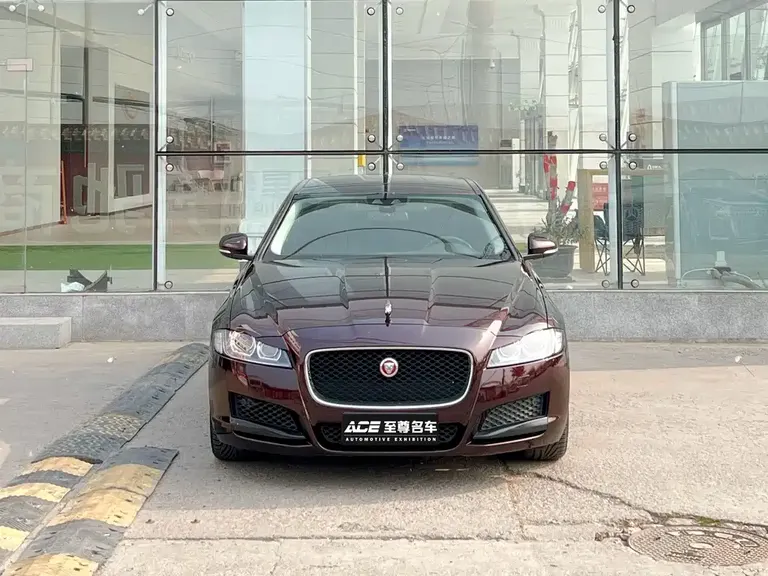 Jaguar XFL XFL 2.0 T P200 2 WD Elite