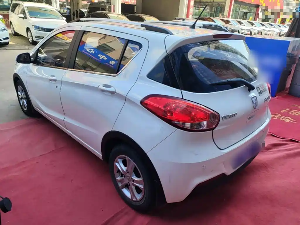 Baojun 310 1.2 L Manual Luxury