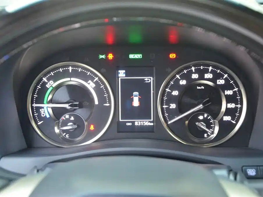 Lexus LM 300 h 4-seat Royal World