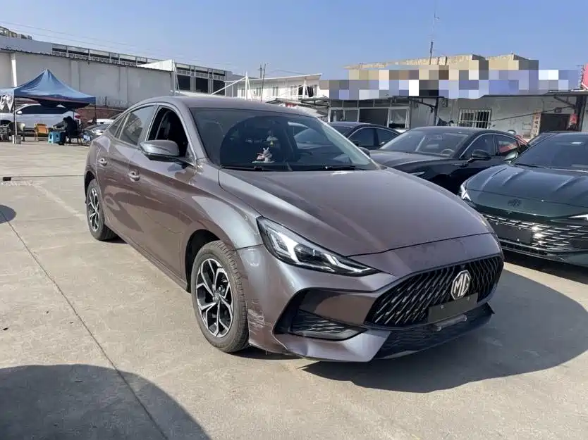 MG5 180 DVVT CVT Youth Luxury