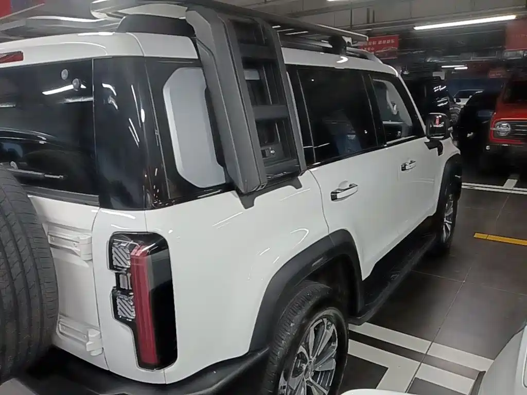 BAIC BJ40 2.0 T New City Hunter Supreme