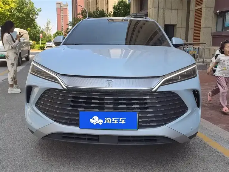 BYD Song L DM-i 112 km Transcend