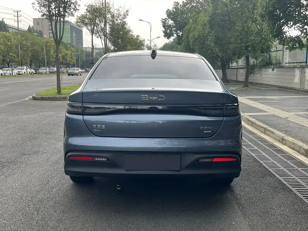 Seal 05 DM-i DM-i Smart Drive 120 KM Flagship