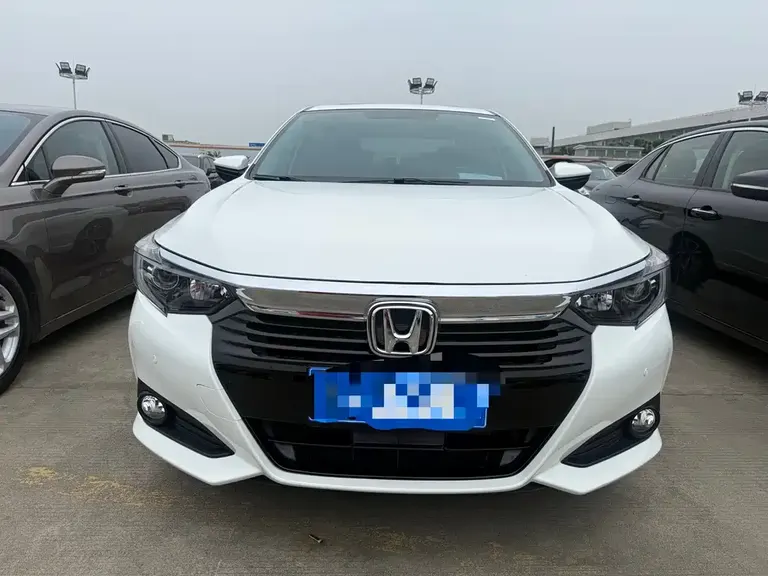 Honda Crider 180 Turbo CVT Flagship