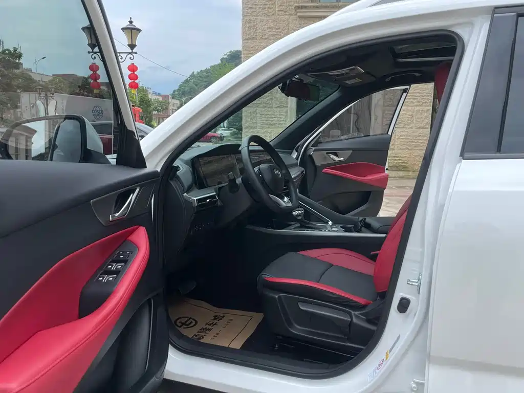 Changan CS35 PLUS Blue Whale NE 1.4 T DCT Luxury