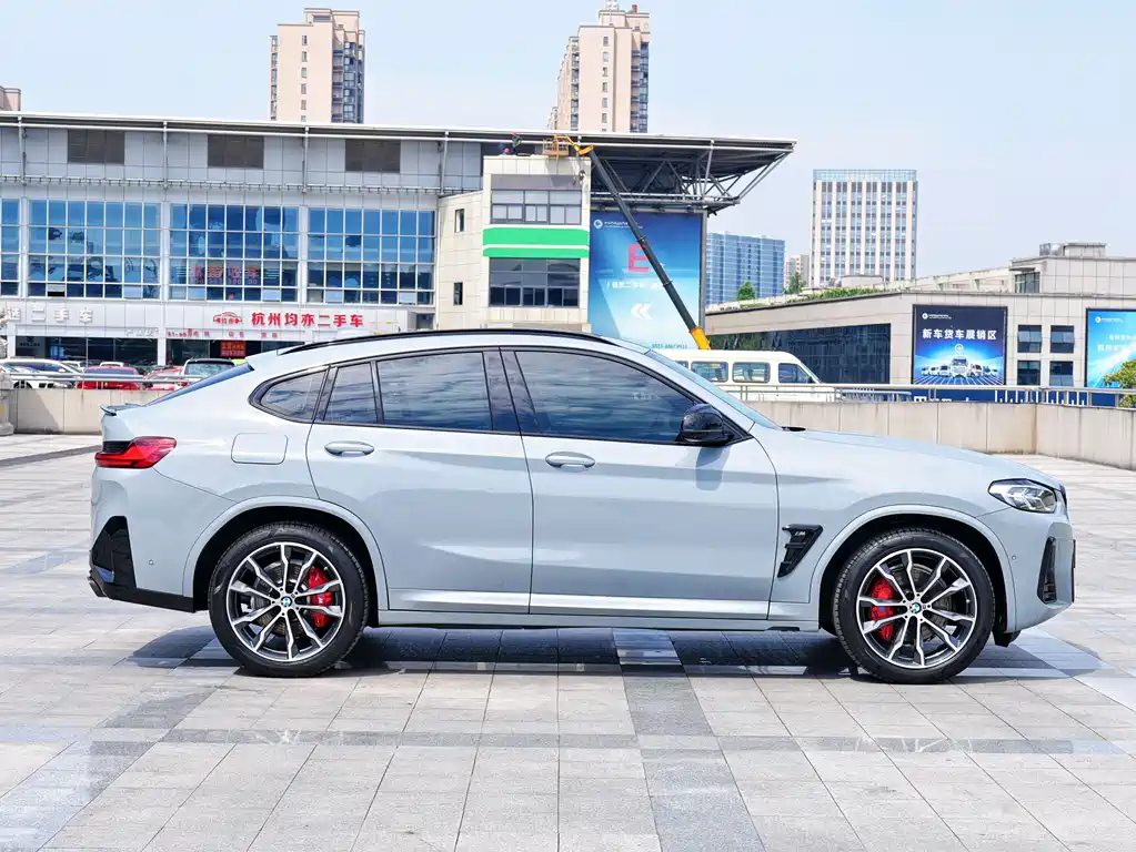 BMW X4 xDrive 30 i M Sport Package