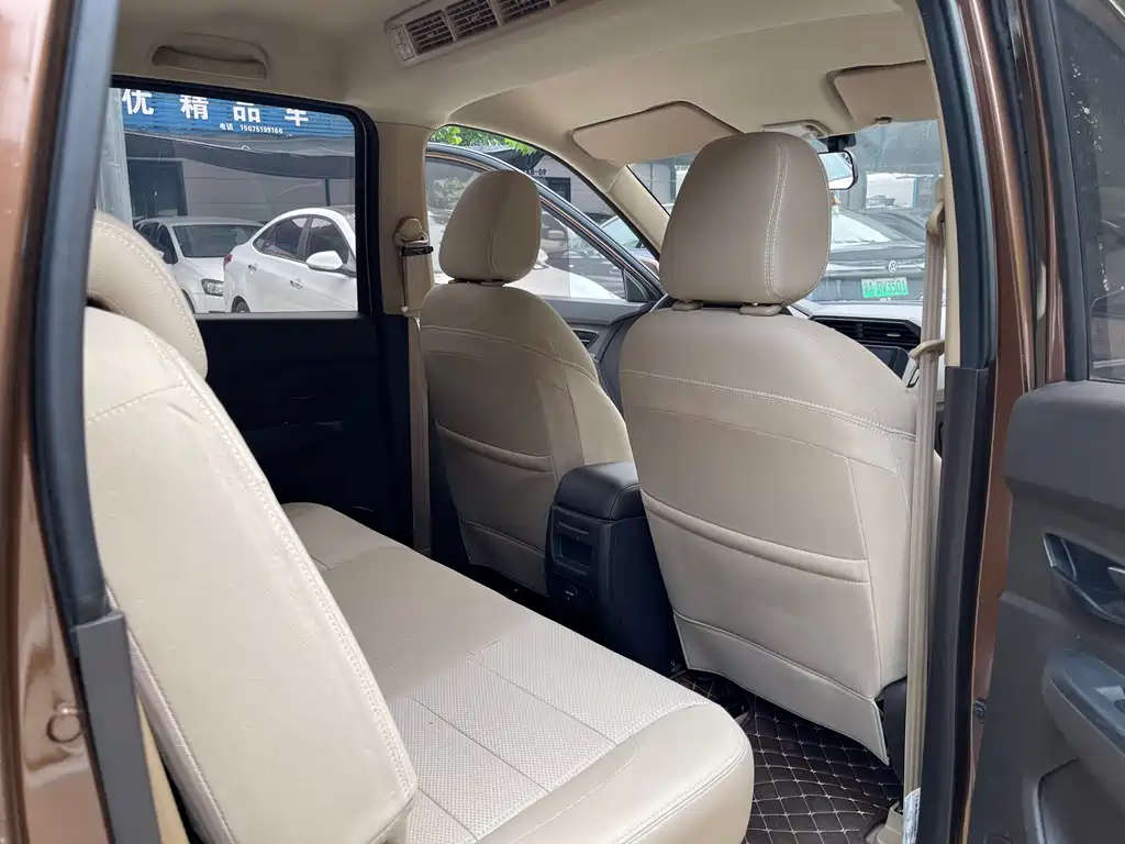 Wuling Hongguang 1.5 L S Comfort LAR