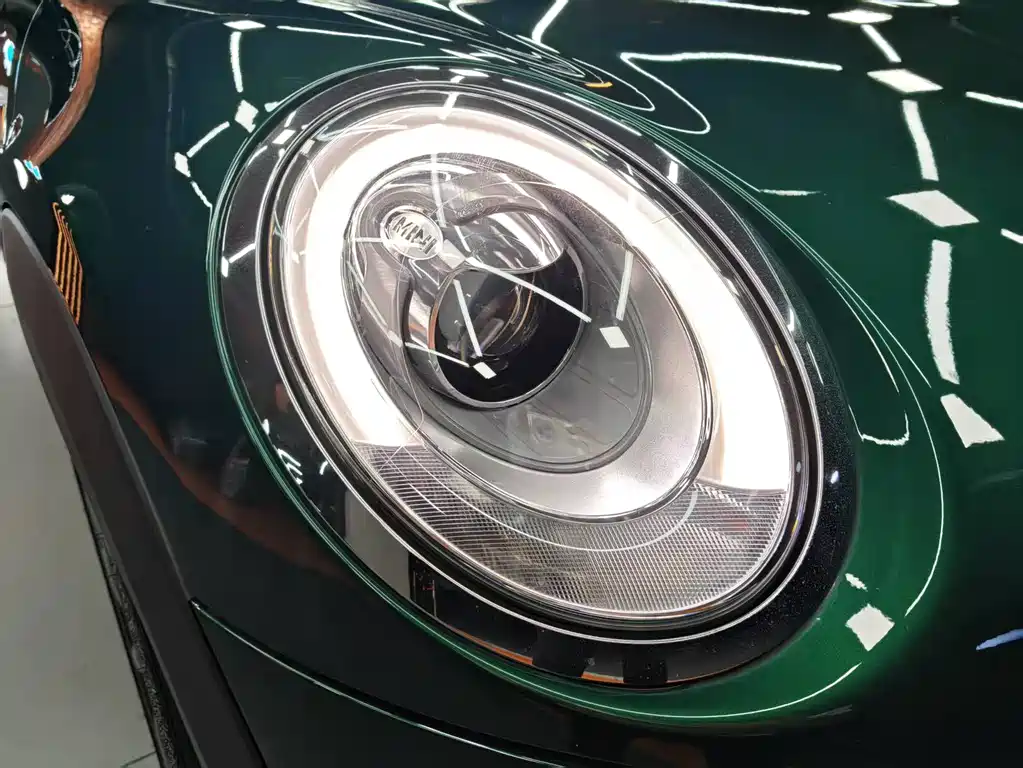 MINI 2.0 T COOPER S Pioneer