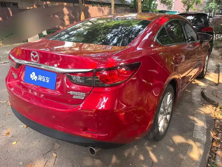 Atenza 2.0 L Blue Sky Luxury