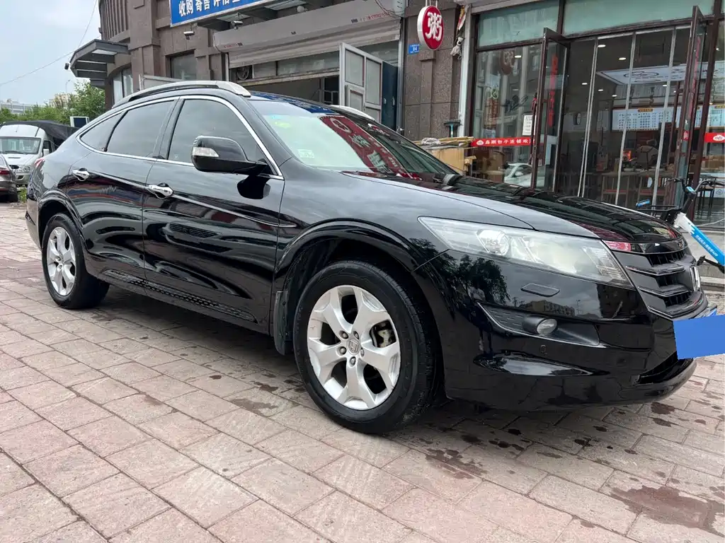 Crosstour 2.4 L Luxury