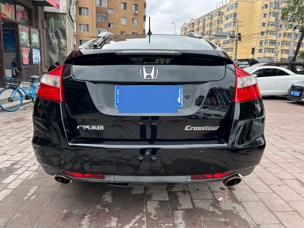 Crosstour 2.4 L Luxury