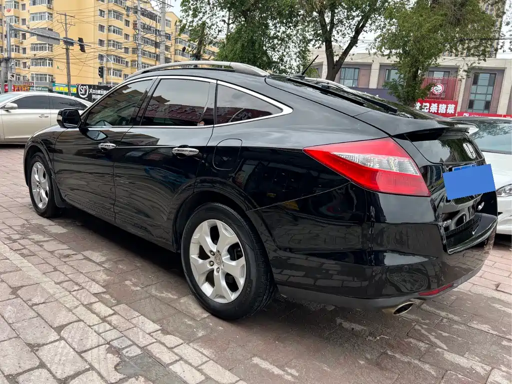 Crosstour 2.4 L Luxury