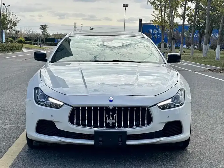 Maserati Ghibli 3.0 T Standard
