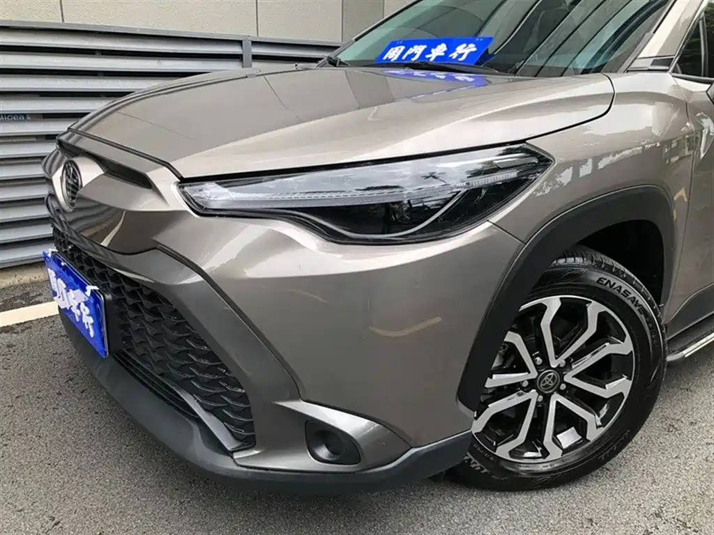 Frontlander 2.0 L CVT Luxury