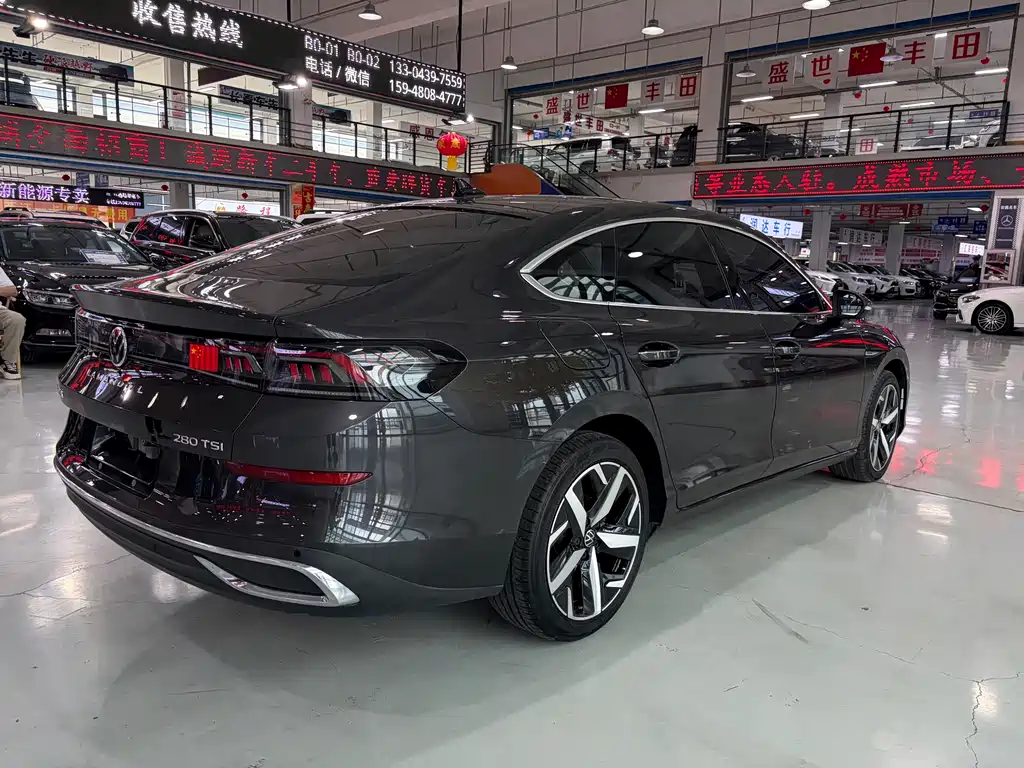 Lamando Lamando L 280 TSI DSG Spicy Cool