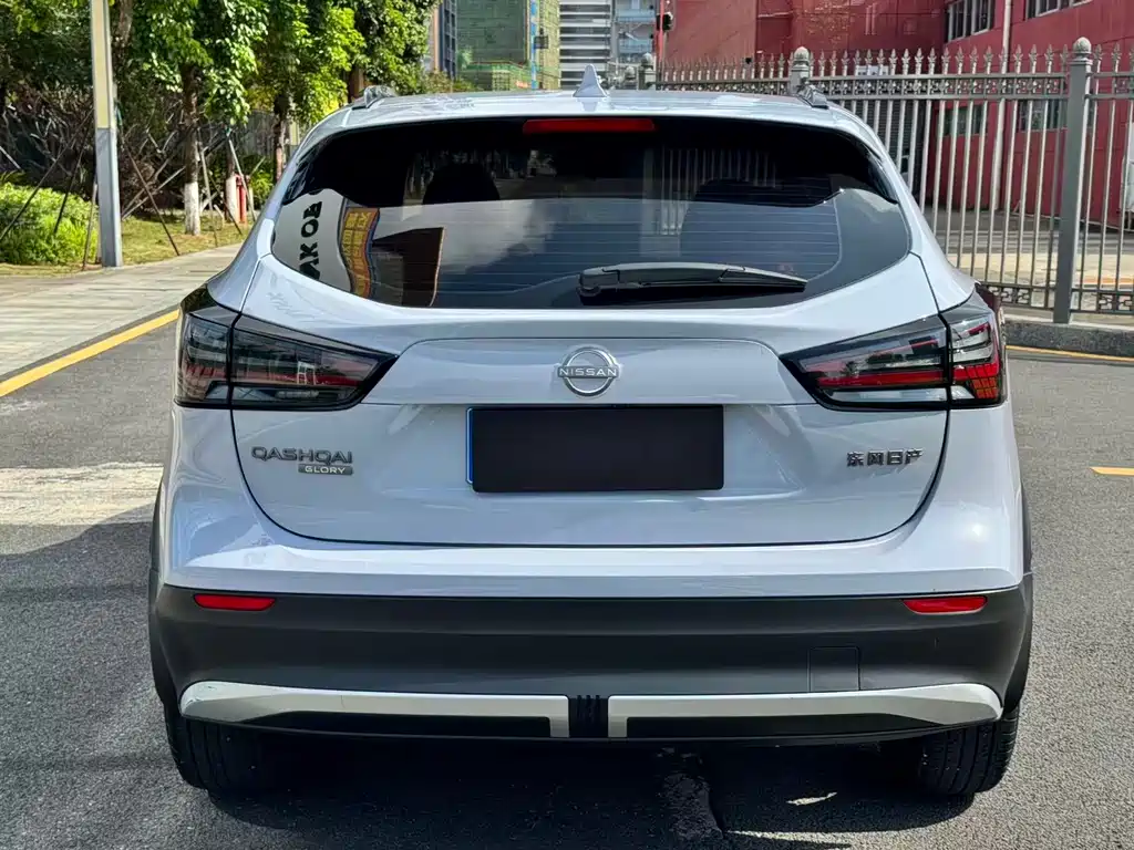 Qashqai Honor 2.0 L CVT XV+ Leading