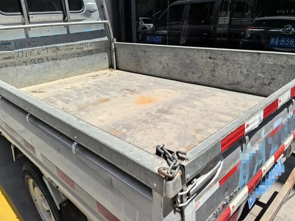 Wuling Rongguang New Truck 五菱荣光新卡 2019款 1.8 L双排LJ479 QE2