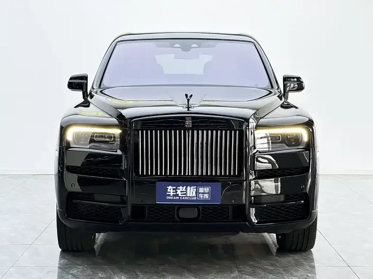 Rolls-Royce Cullinan 4-seat