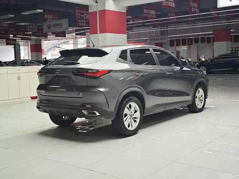 Changan Oshan X5 1.6 L CVT Luxury