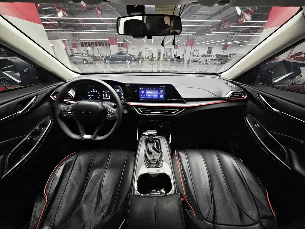 Changan Oshan X5 1.6 L CVT Luxury