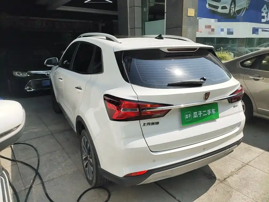 Roewe RX3 荣威RX3 2020款 1.6 L 手动4 G互联超爽精英版