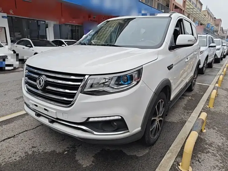Dongfeng Fengxing SX6 1.6 L Manual Premium