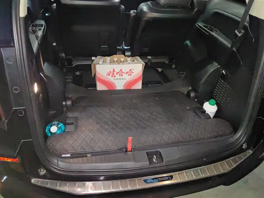 Elysion 2.4 L Style