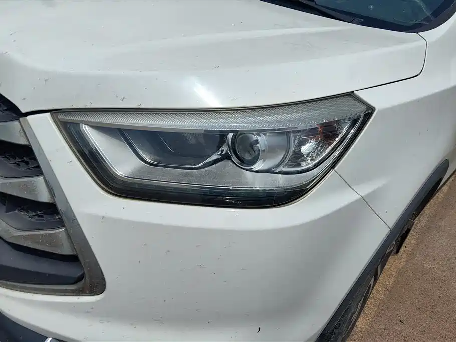 Refine S3 1.5 L Manual Luxury Intelligent Premium