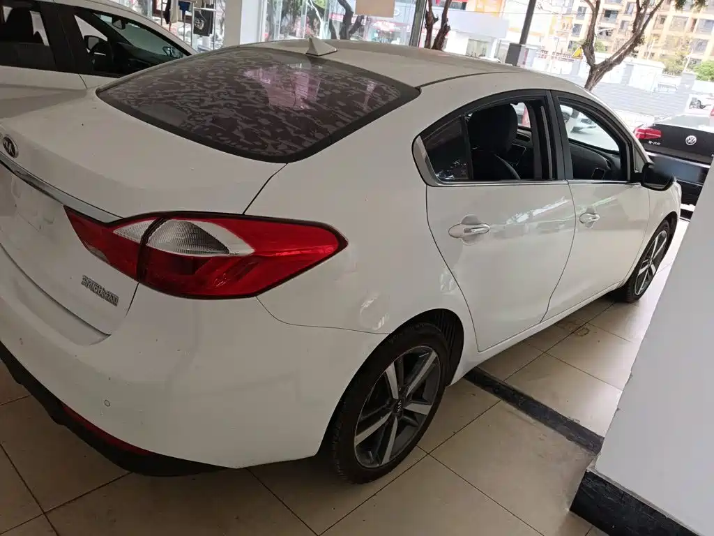 Kia K3 1.6 L Auto 15 Anniversary Special Edition GLS