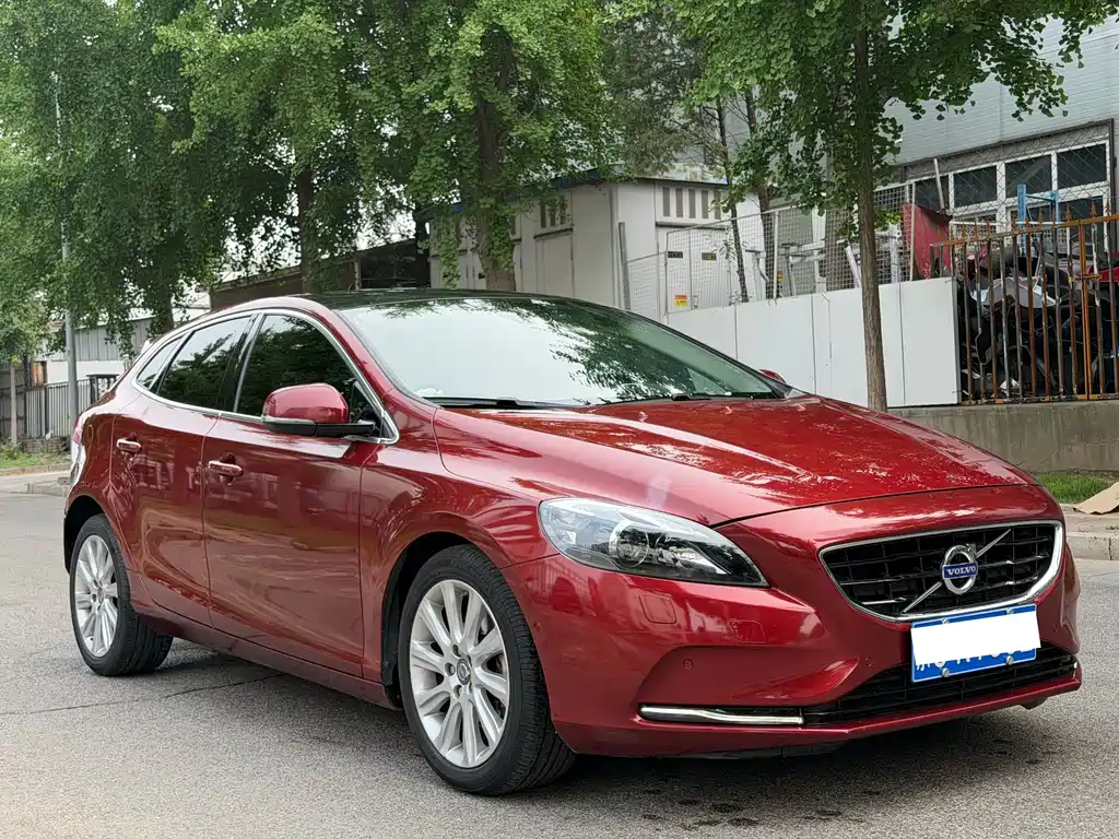 Volvo V40 1.6 T Smart Grace