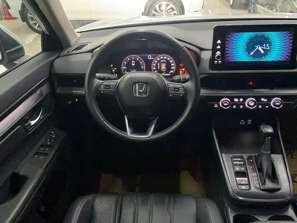 Breeze 240 TURBO 2 WD Luxury 5-seat