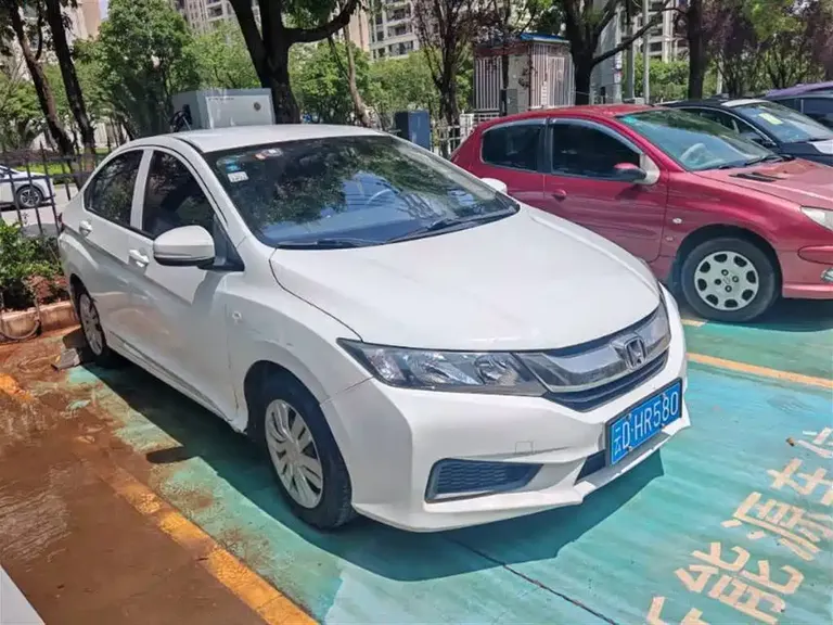 Honda City 1.5 L CVT Dynamic